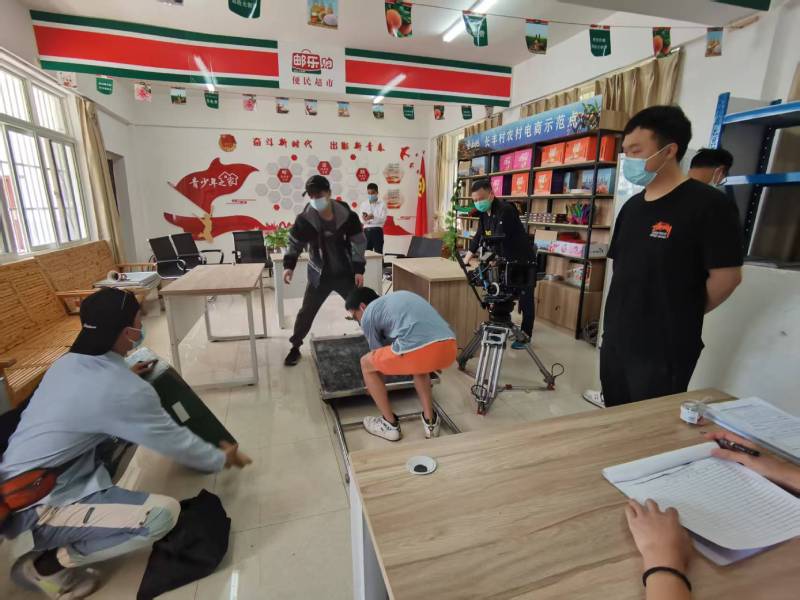一支视频激活品牌生命力｜乐业县产品视频拍摄公司的创意魔法秀